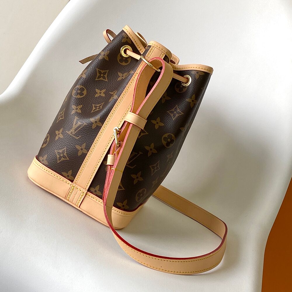 Louis Vuitton Monogram Canvas NOE BB LVB-014