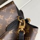 Louis Vuitton NéoNoé MM Monogram Coated Canvas LVB-018