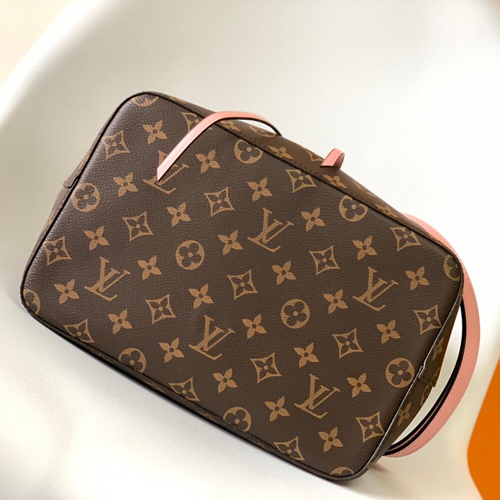 Louis Vuitton NéoNoé MM Monogram Coated Canvas LVB-021