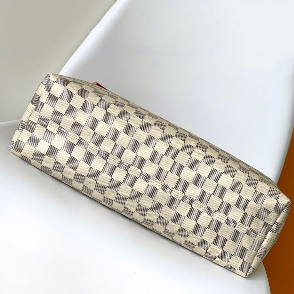 Louis Vuitton LV Graceful MM Monogram Canvas LVB-031