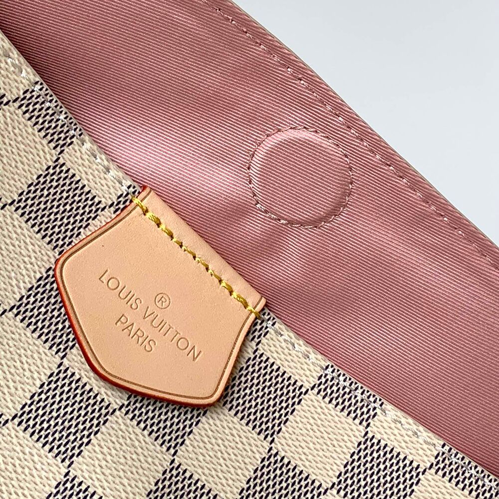 Louis Vuitton LV Graceful MM Monogram Canvas LVB-031