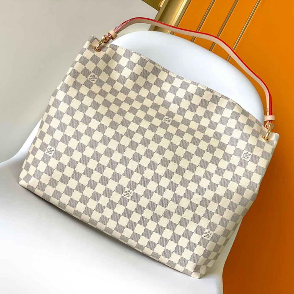 Louis Vuitton LV Graceful MM Monogram Canvas LVB-032