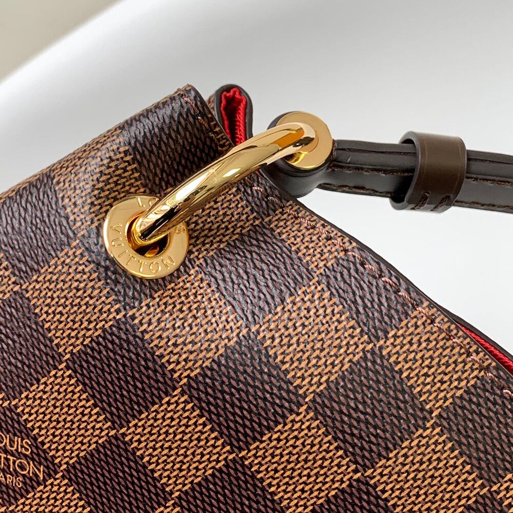 Louis Vuitton LV Graceful MM Monogram Canvas LVB-033