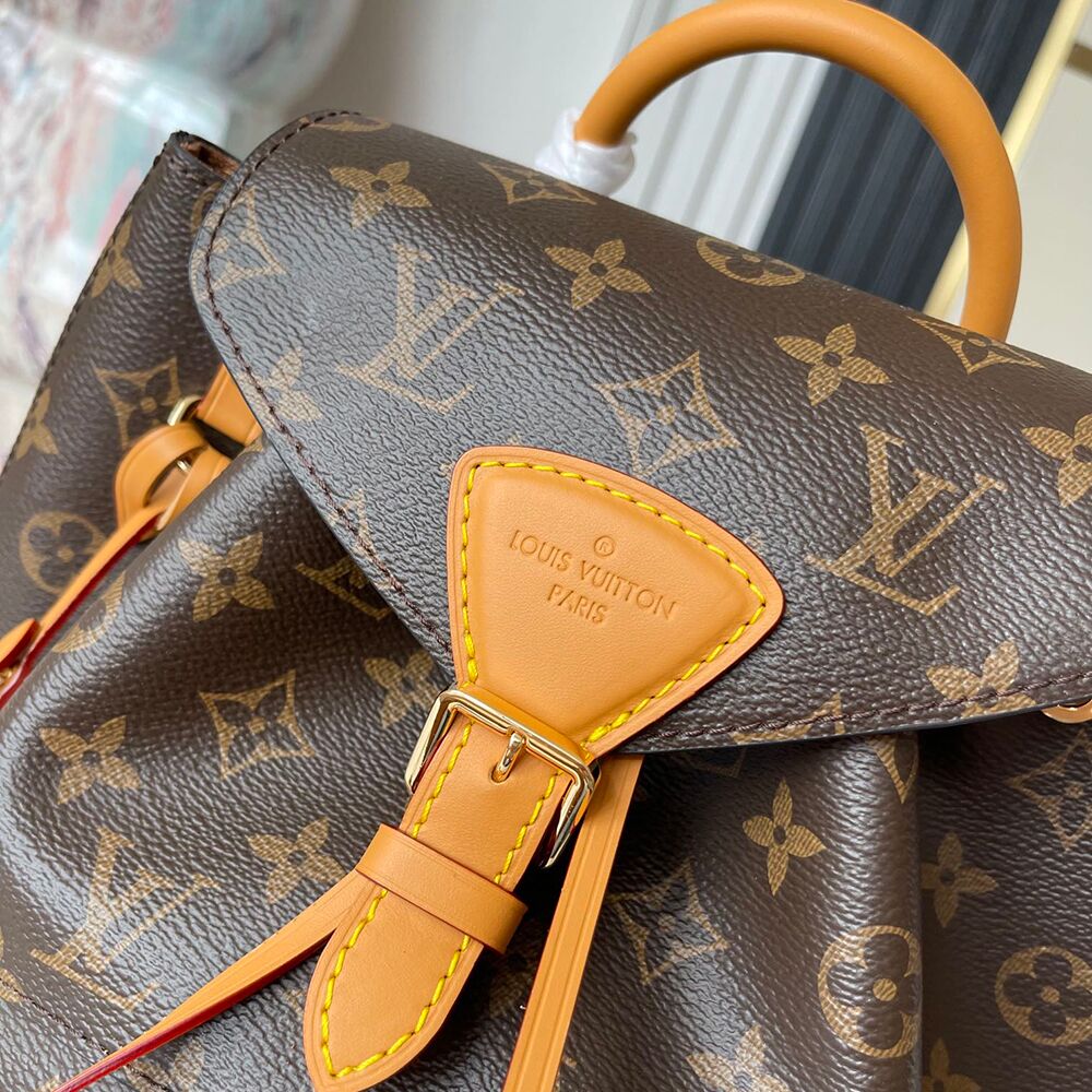 Louis Vuitton LV Montsouris PM LVB-034