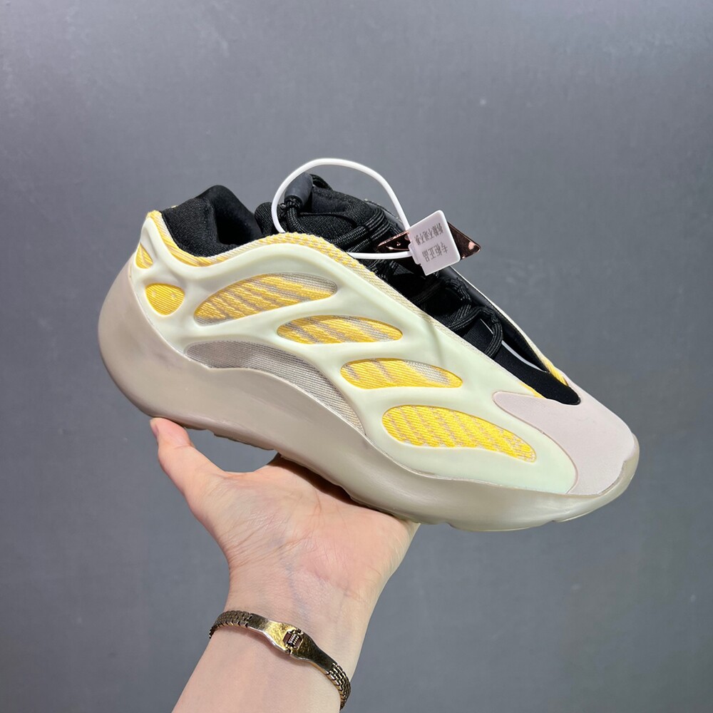 Adidas Yeezy 700 V3 Sneakers AD-009