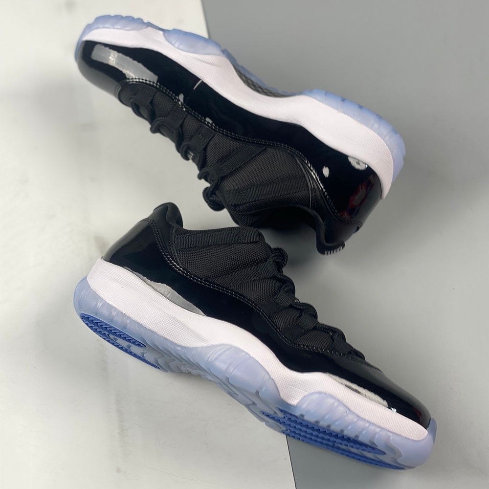 Jordan 11 Retro Low Space Jam