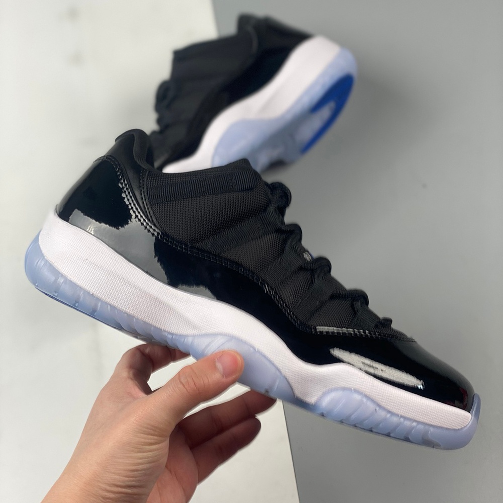 Jordan 11 Retro Low Space Jam