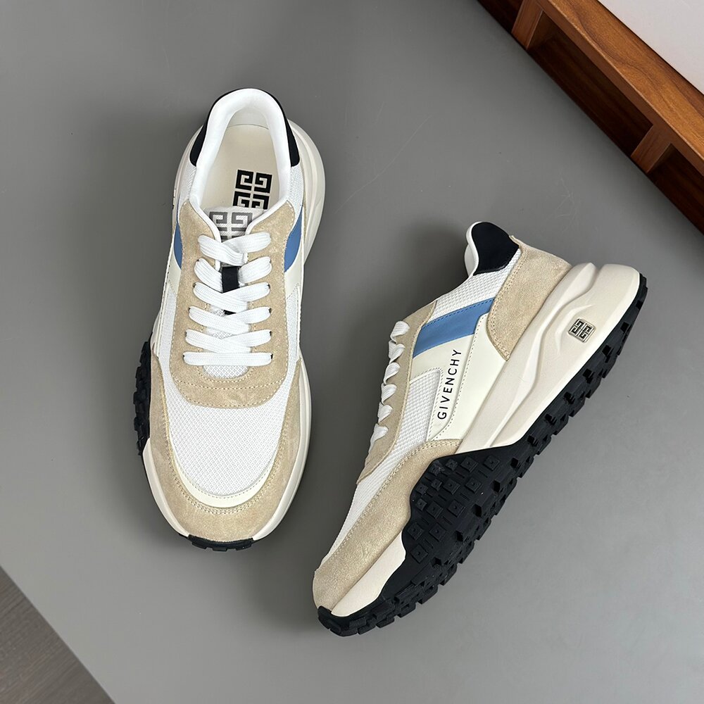 Givenchy Casual Runner Sneaker GV-007