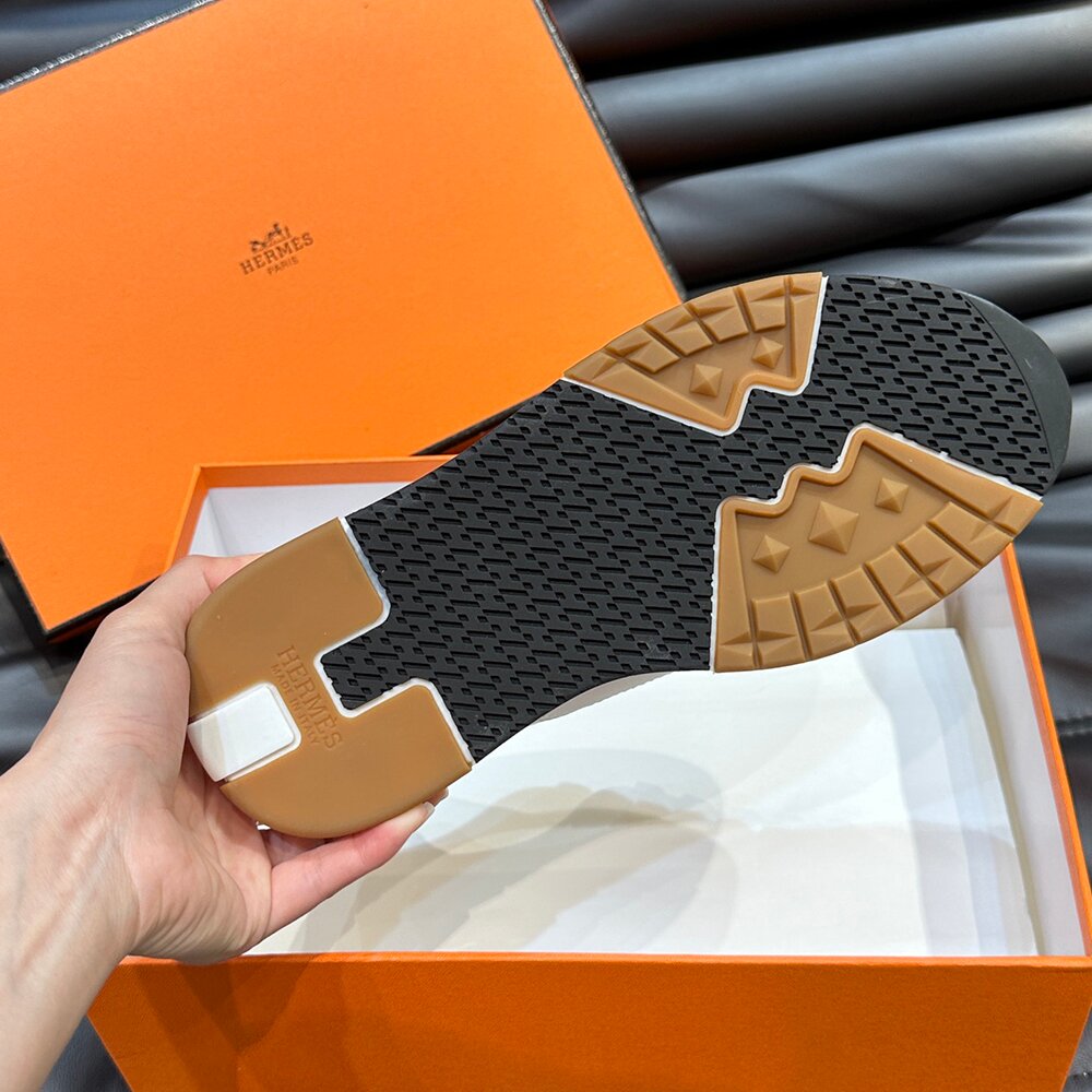 Hermes Trail Sneakers HE-008