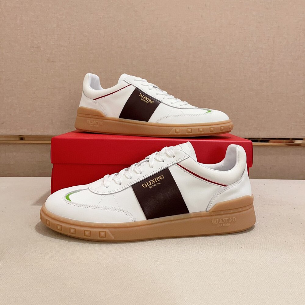 Valentino Garavani Street Style Leather Sneakers VA-005