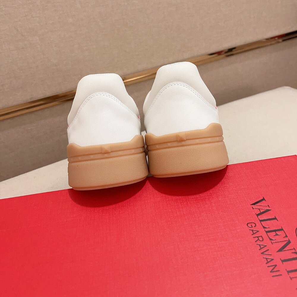 Valentino Garavani Street Style Leather Sneakers VA-005