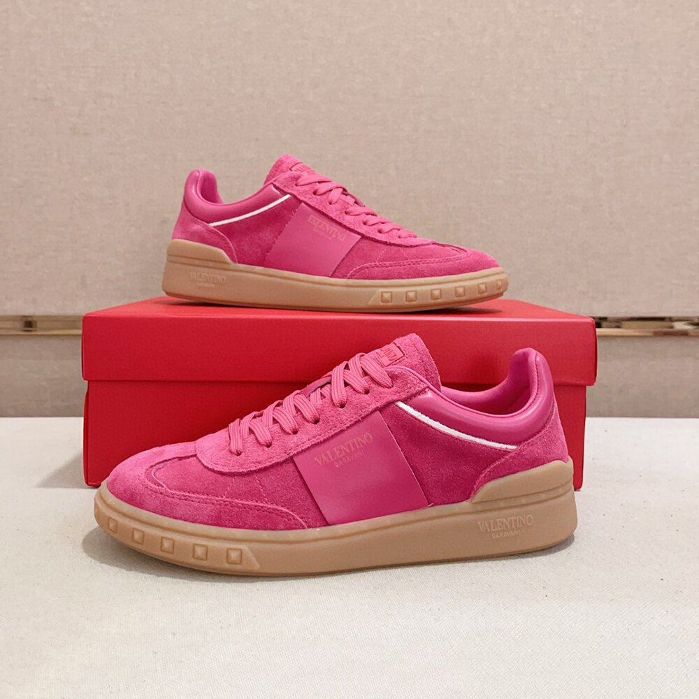 Valentino Garavani Street Style Leather Sneakers VA-006