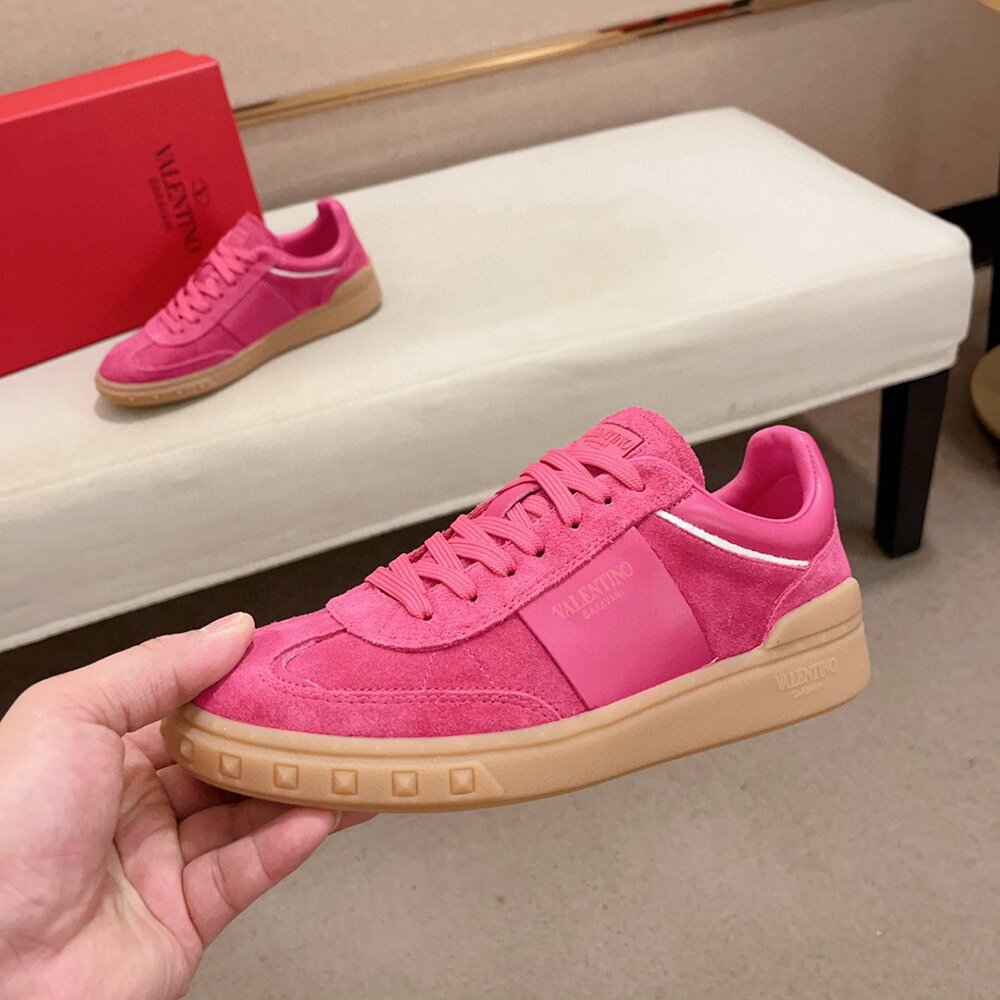 Valentino Garavani Street Style Leather Sneakers VA-006