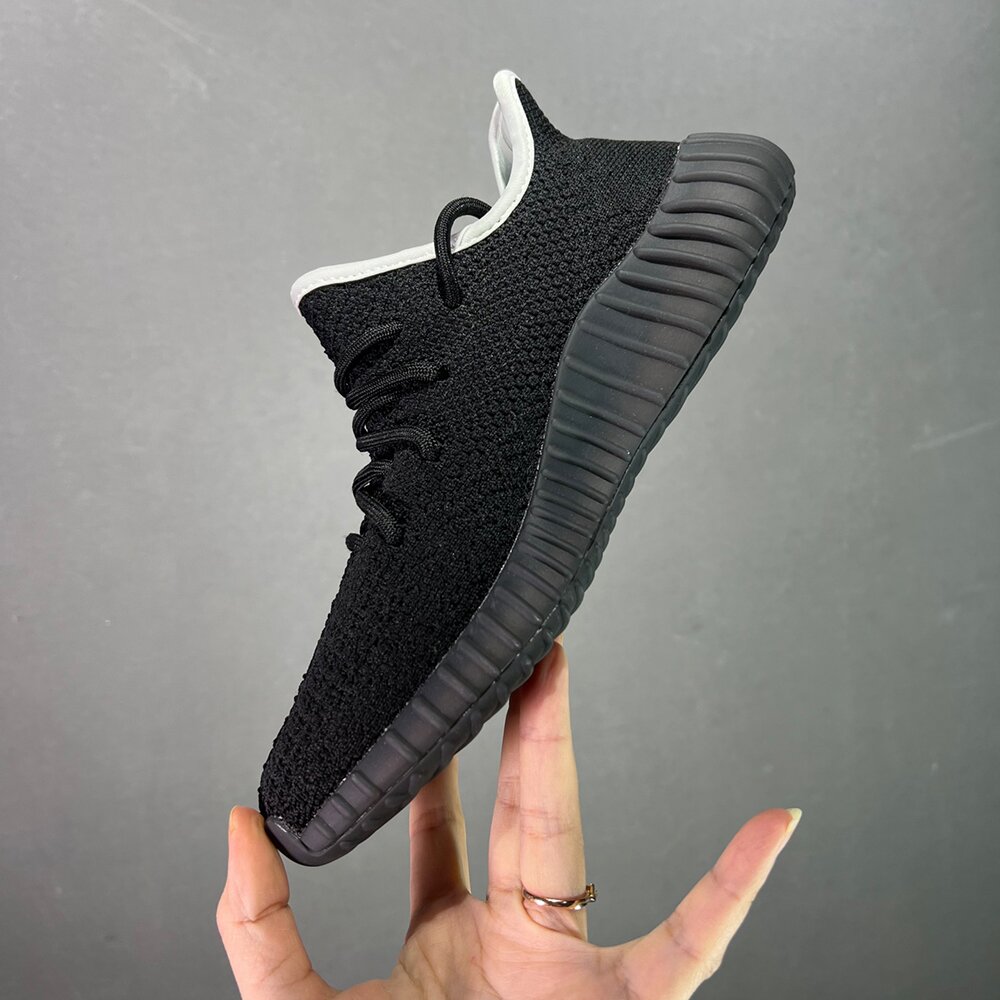 Adidas Yeezy Boost 350 V2 Sneakers YE-001