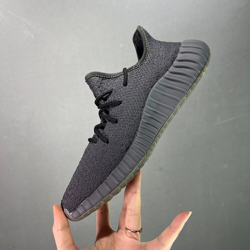 Adidas Yeezy Boost 350 V2 Sneakers YE-006