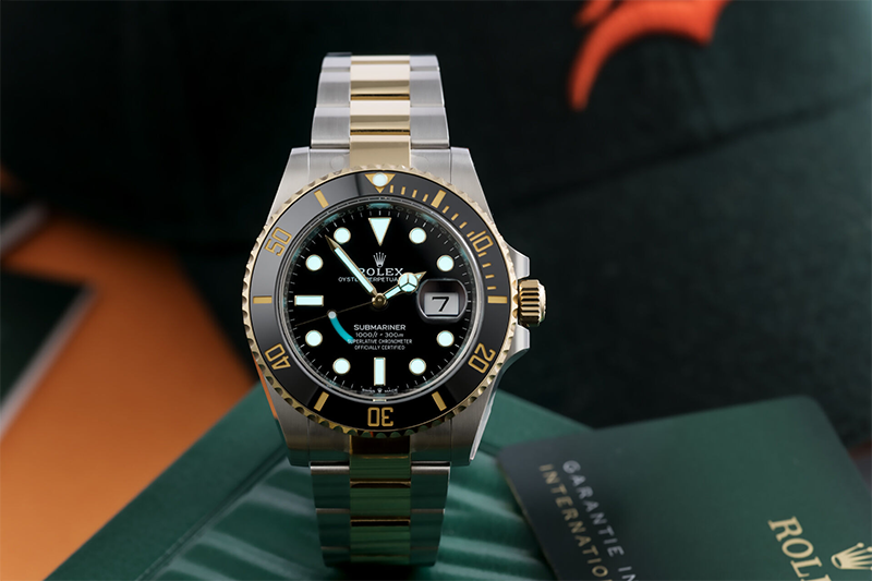 Rolex Submariner 40mm Black Dial Stainless Steel and Yellow Gold Bracelet RL-004