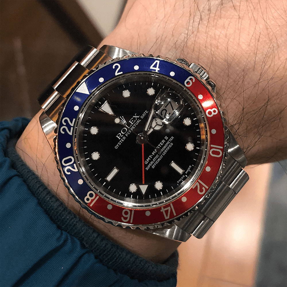 Rolex GMT-Master II 40mm Black Dial Pepsi Blue and Red Bezel RL-017