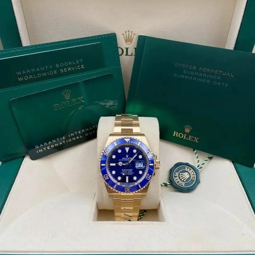 Rolex Submariner Date Blue Dial 18k Yellow Gold 41mm RL-063